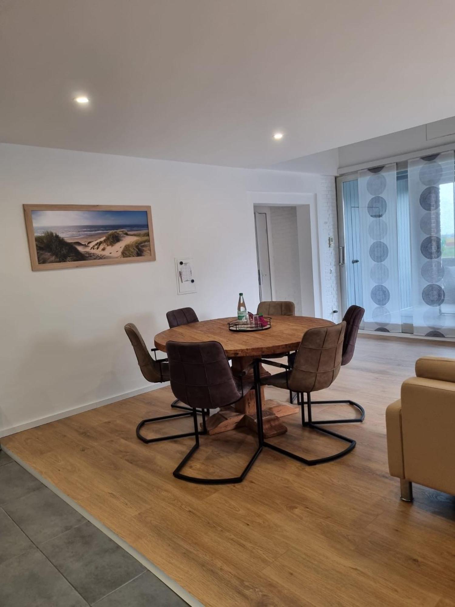 Ferienwohnung Am Rheinpark เอมเมอริช ภายนอก รูปภาพ