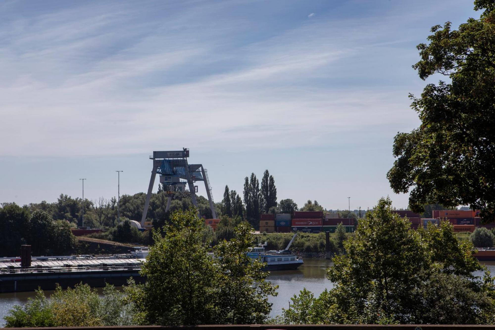 Ferienwohnung Am Rheinpark เอมเมอริช ภายนอก รูปภาพ