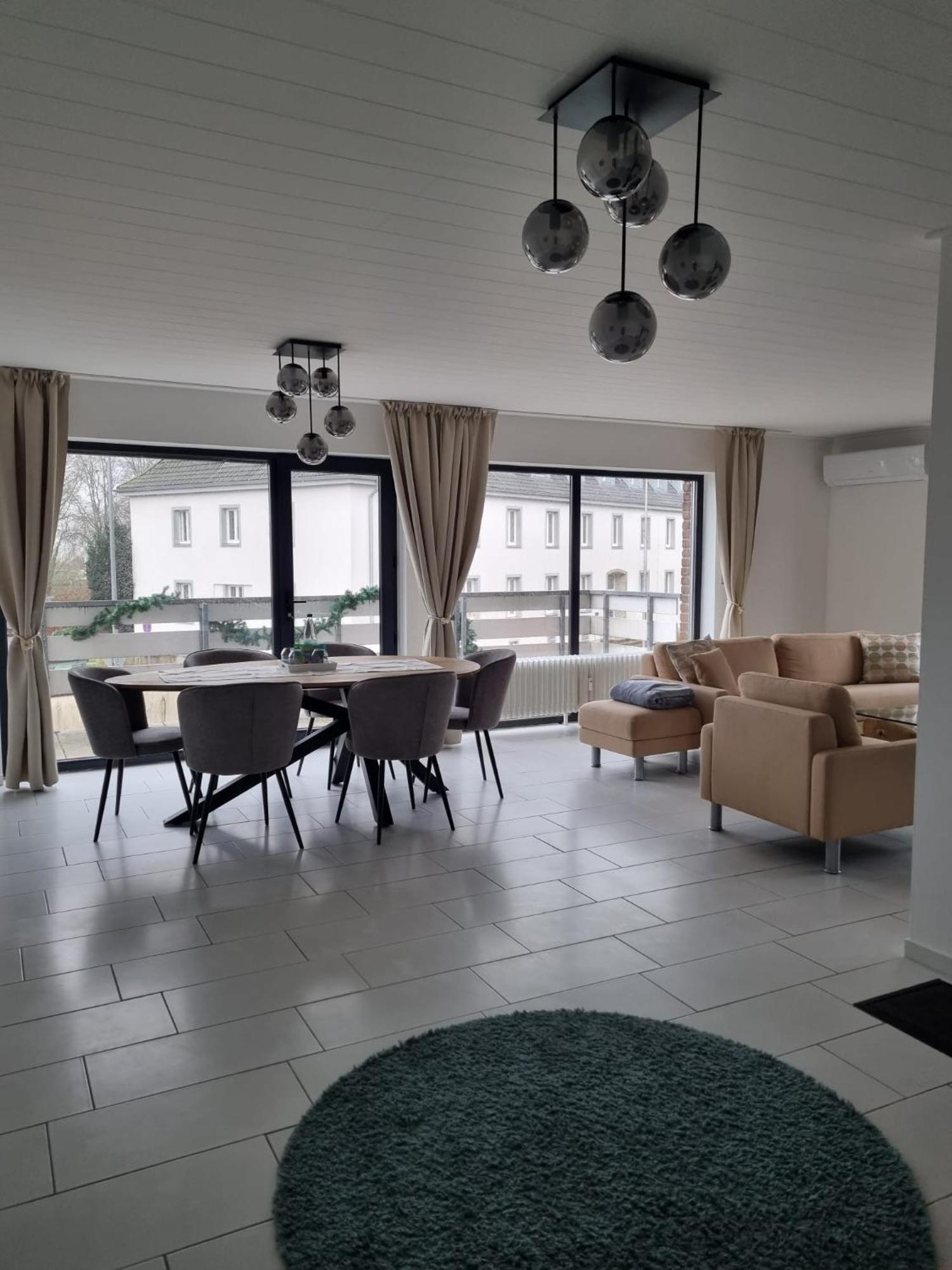Ferienwohnung Am Rheinpark เอมเมอริช ภายนอก รูปภาพ
